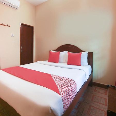 Oyo 23098 Ushama Heritage Guest House Пондичери Екстериор снимка