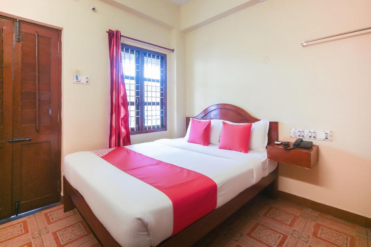 Oyo 23098 Ushama Heritage Guest House Пондичери Екстериор снимка