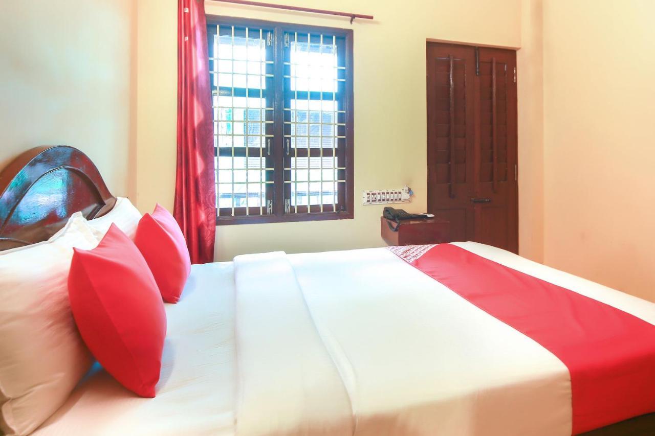 Oyo 23098 Ushama Heritage Guest House Пондичери Екстериор снимка