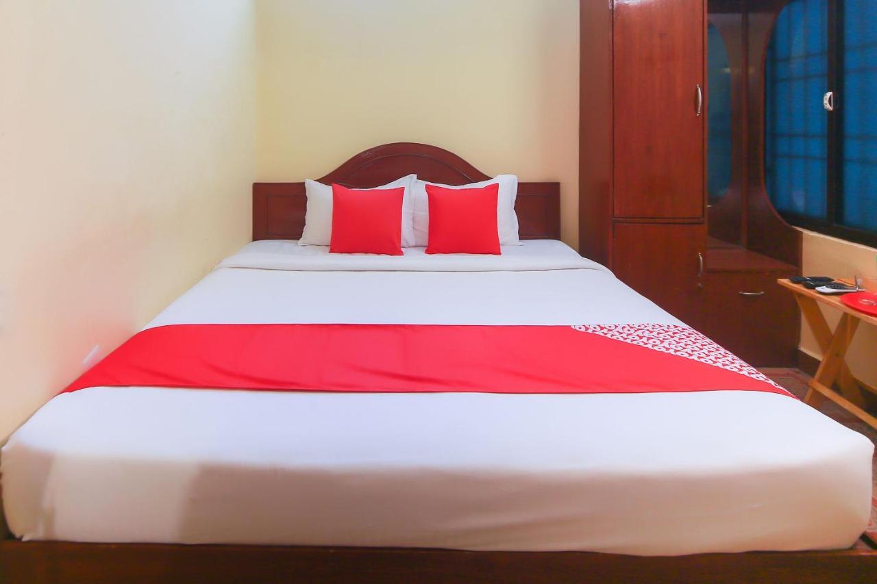 Oyo 23098 Ushama Heritage Guest House Пондичери Екстериор снимка
