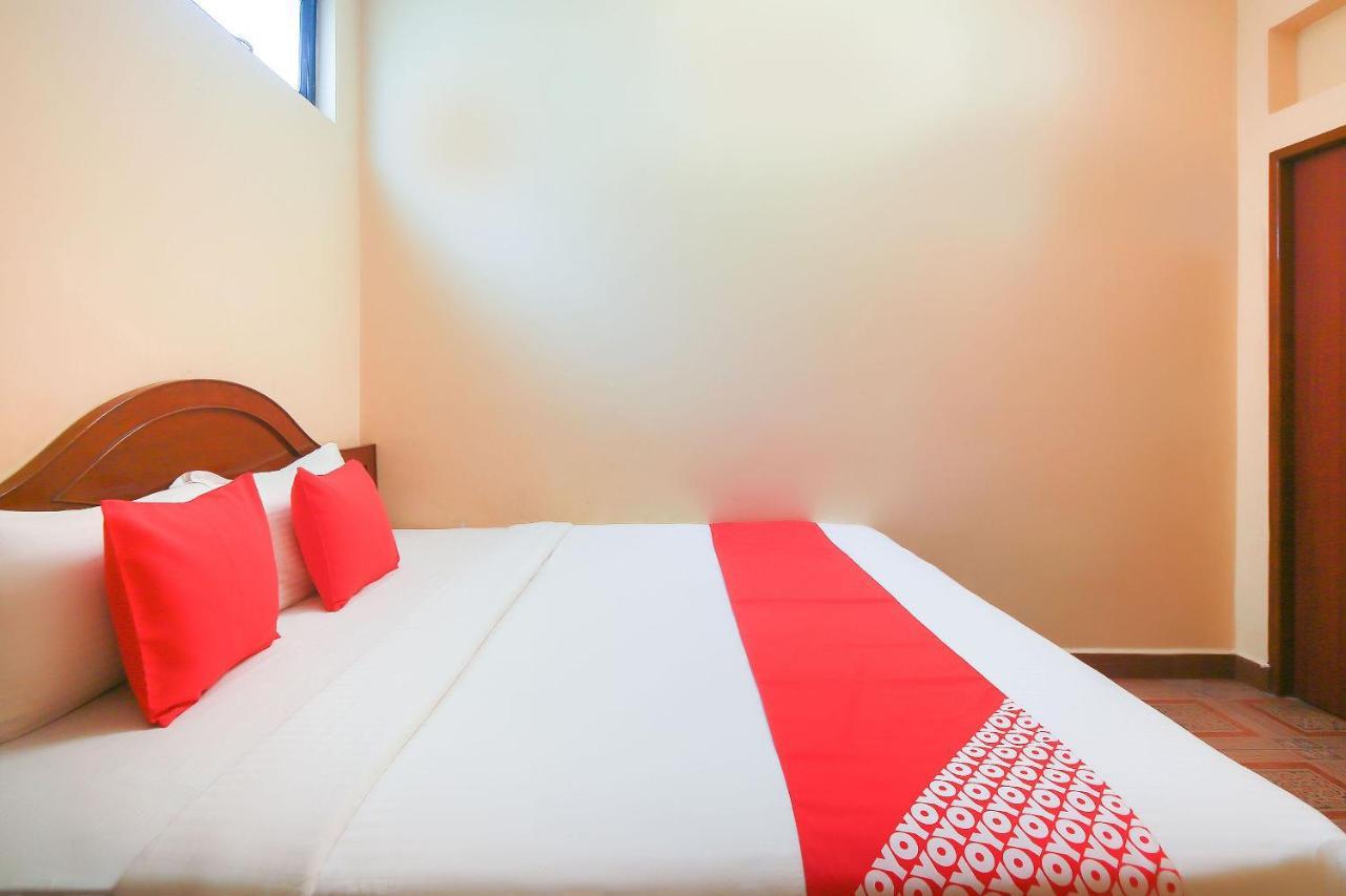 Oyo 23098 Ushama Heritage Guest House Пондичери Екстериор снимка